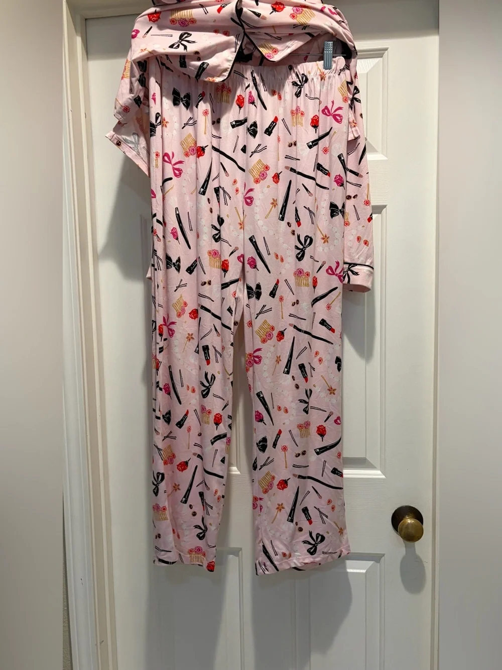 kate spade Pink Floral and Bow Print Pajama Set